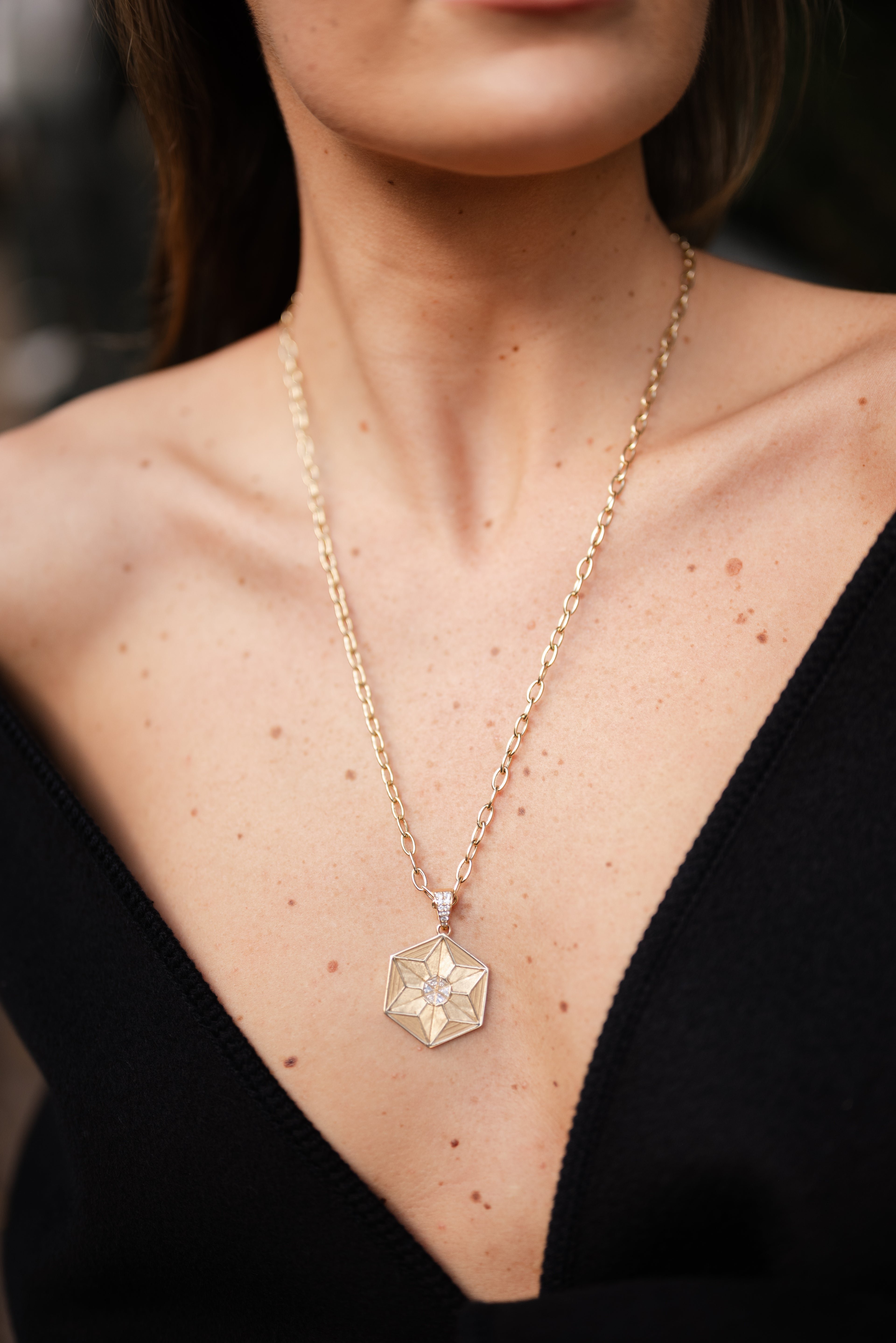 CHARIOT OF LIGHT WITH DIAMONDS