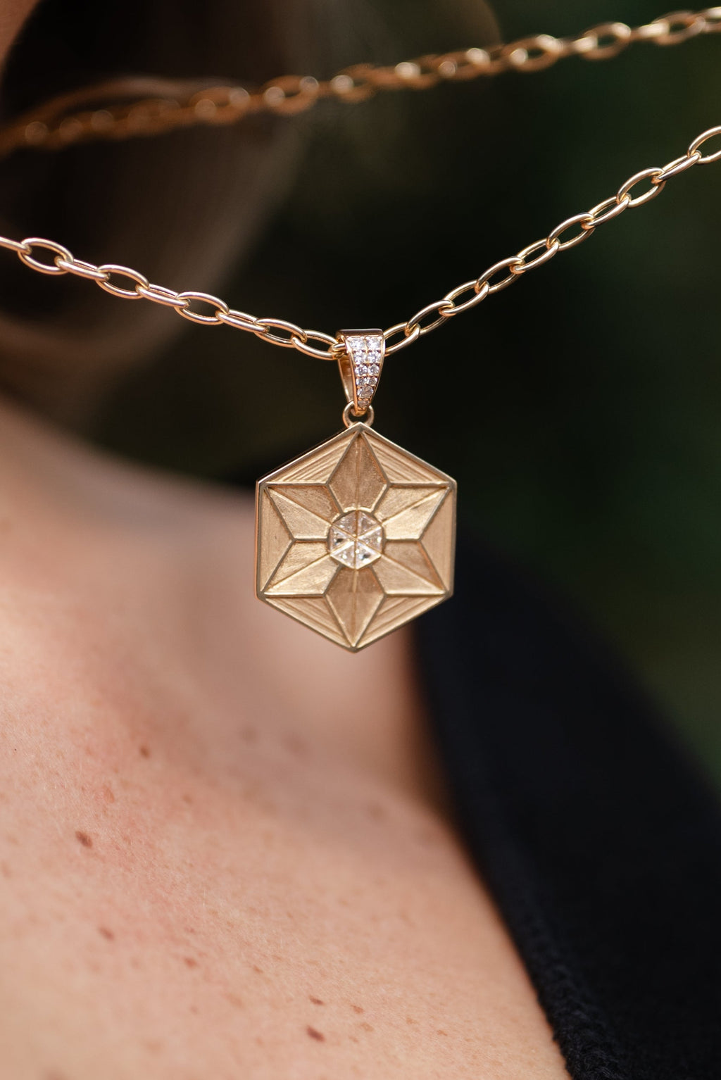 CHARIOT OF LIGHT WITH DIAMONDS